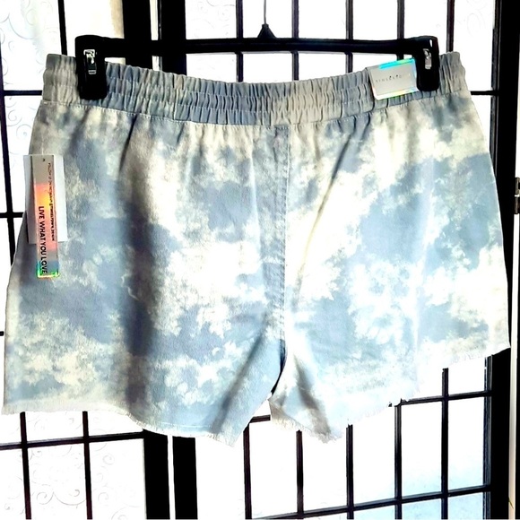 Tinseltown midrise pulling short Corona tie dye large - Picture 2 of 6